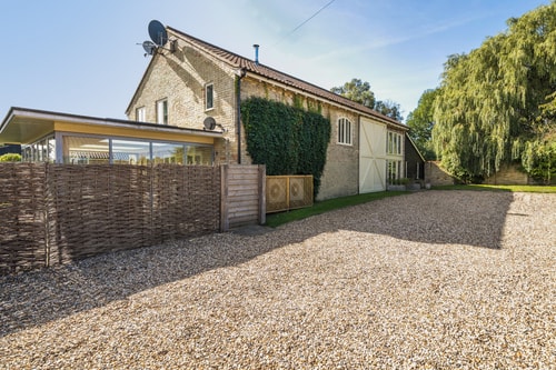 Tye Barn – Luxury Country Retreat Near Newmarket 43 David Burr