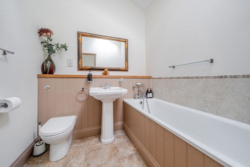 Tye Barn – Luxury Country Retreat Near Newmarket 32 David Burr