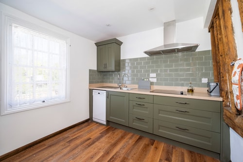 Long Melford Apartment - Timeless Luxury 3 David Burr