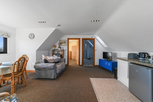 Pet-Friendly One-Bedroom Little Yeldham 9 David Burr