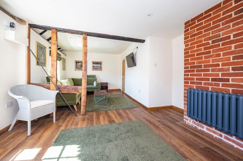 Long Melford Apartment - Timeless Luxury 14 David Burr