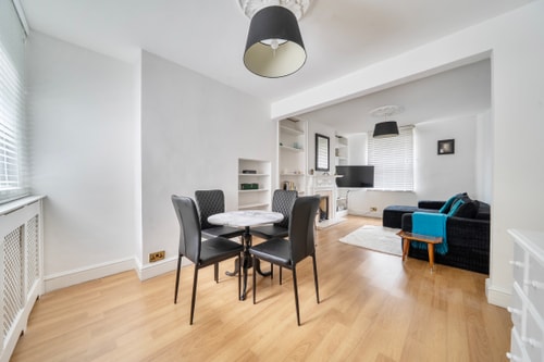 Charming Town Centre Retreat in Bury St Edmunds 5 David Burr