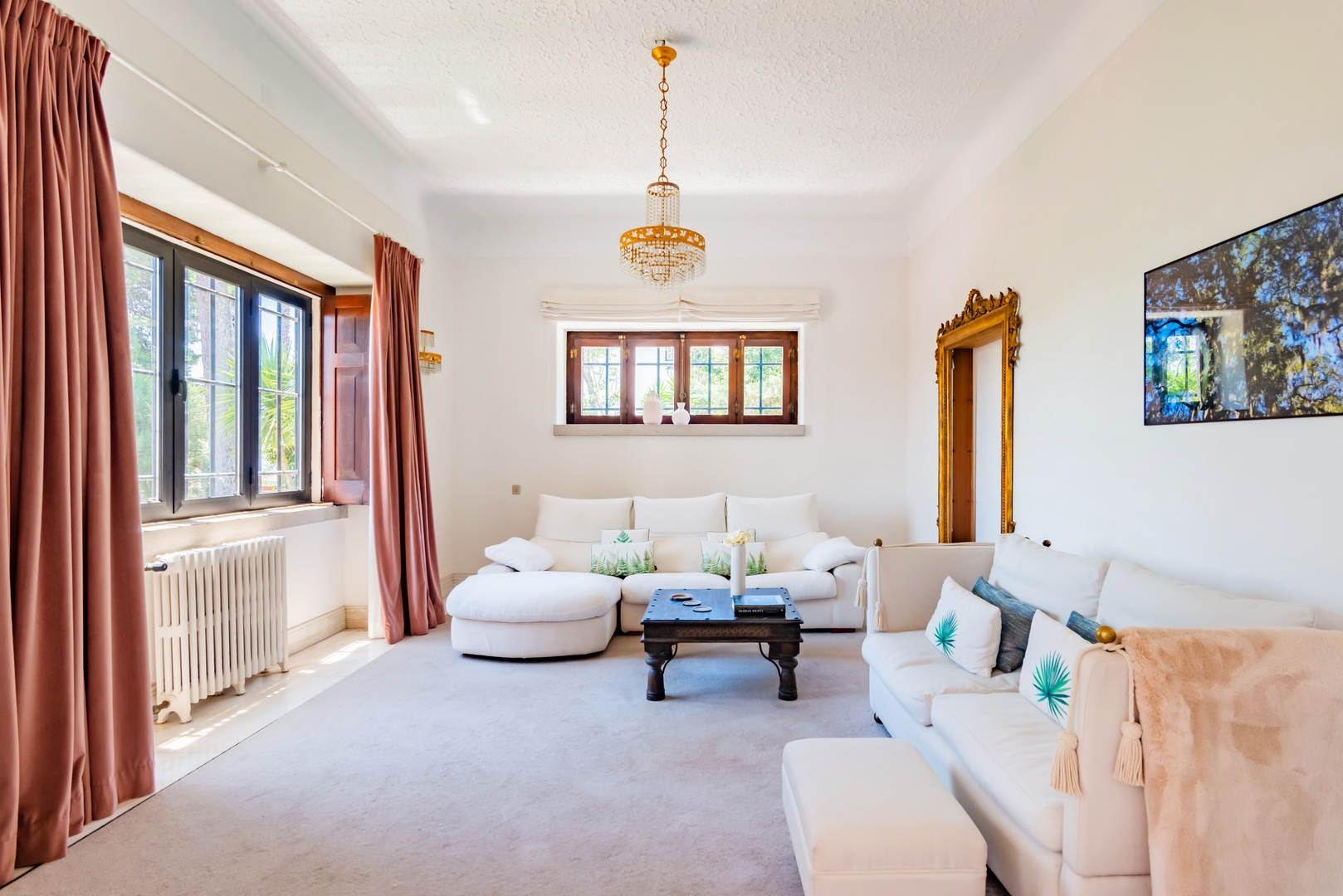 Estoril Royal Atlantic Villa with Ocean View 9 Excellent Management, Unique Properties | Property Management<