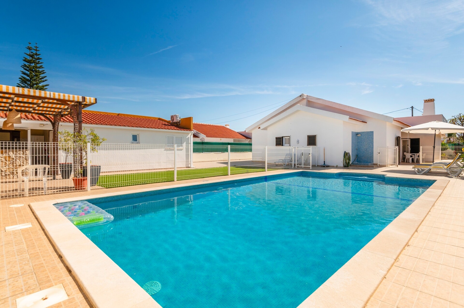 Solar do Castelo Villa with Pool 27 Excellent Management, Unique Properties | Property Management<