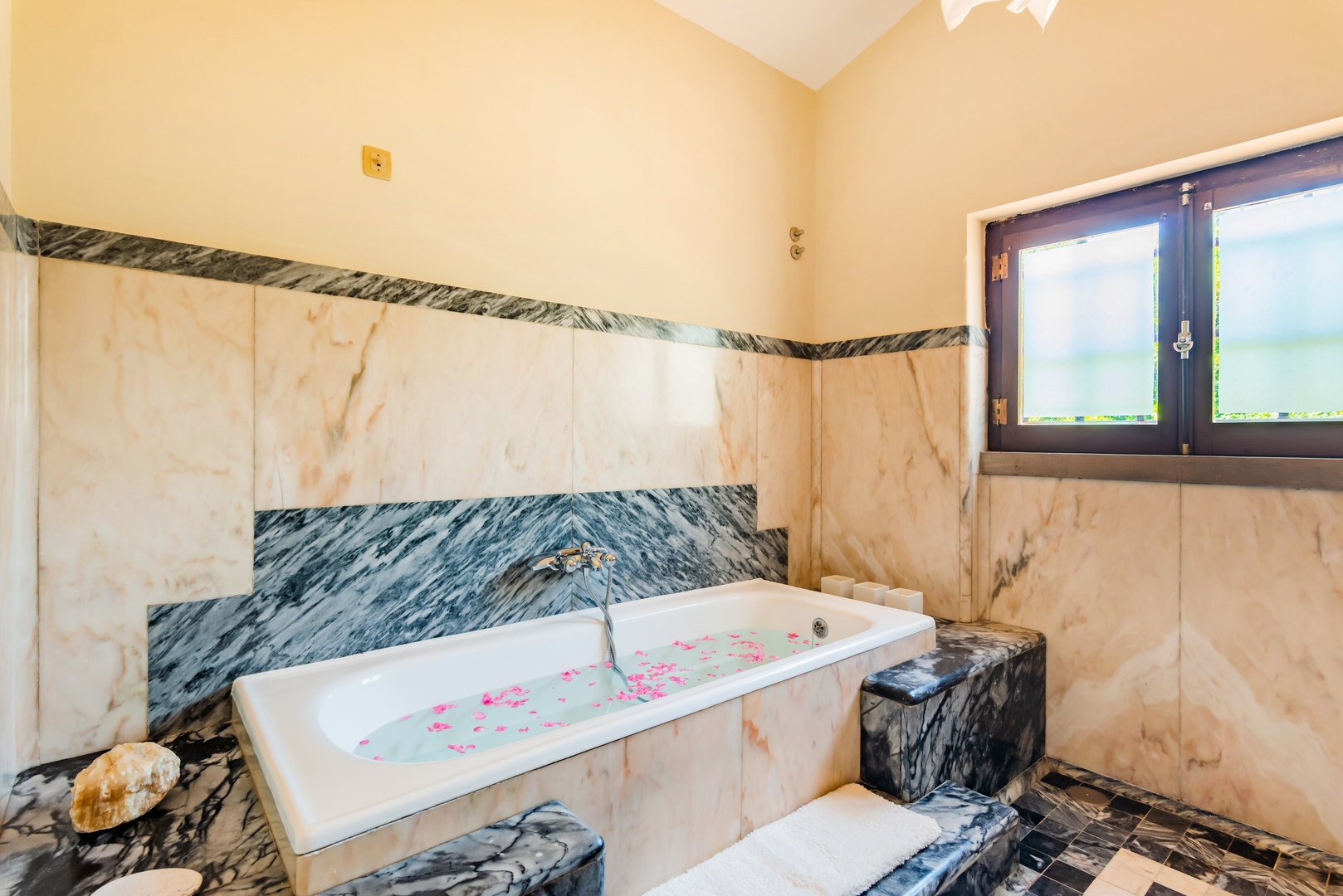 Estoril Royal Atlantic Villa with Ocean View 45 Excellent Management, Unique Properties | Property Management<