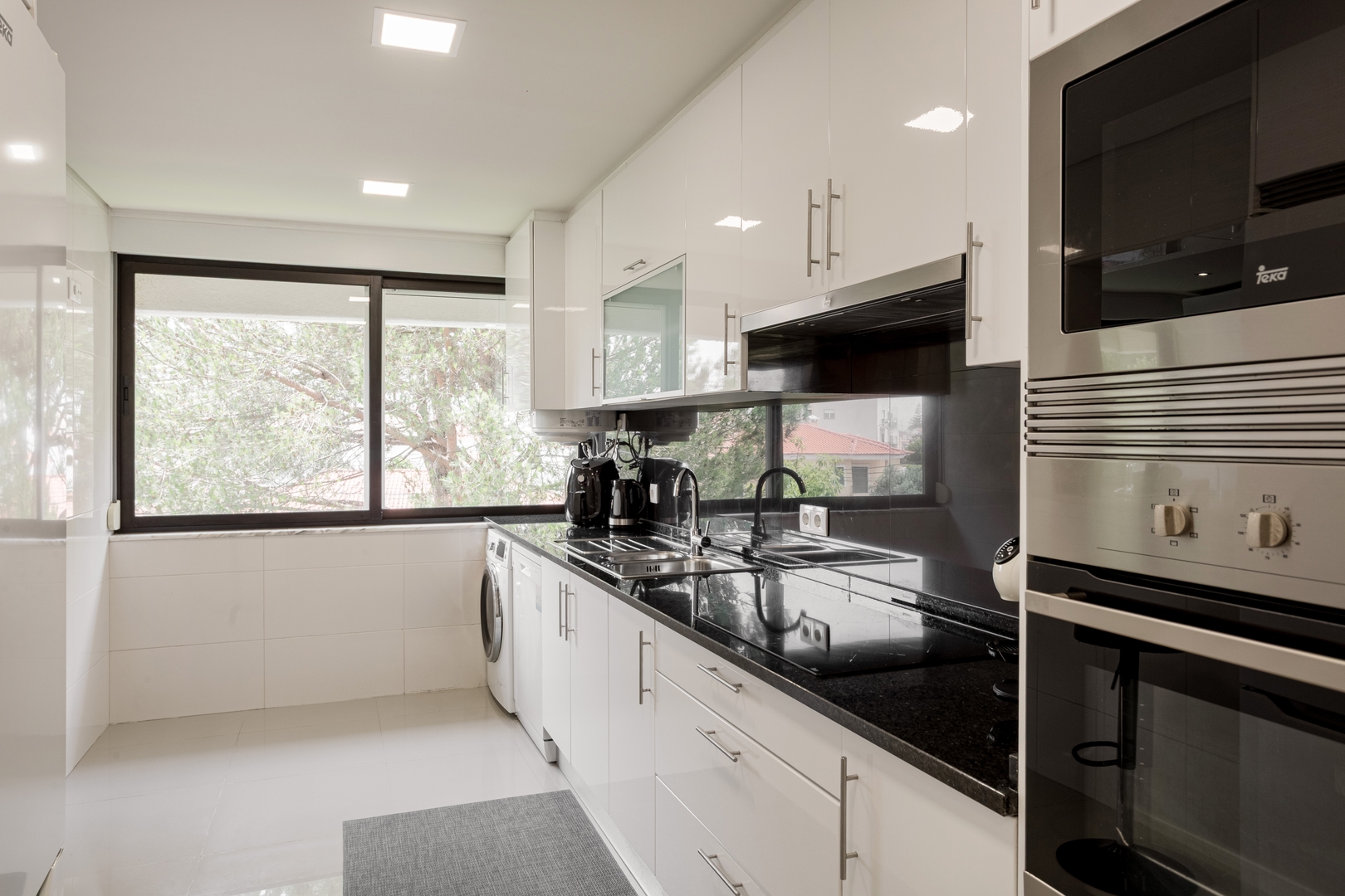 The Light Stay | Cascais 4 Excellent Management, Unique Properties | Property Management<