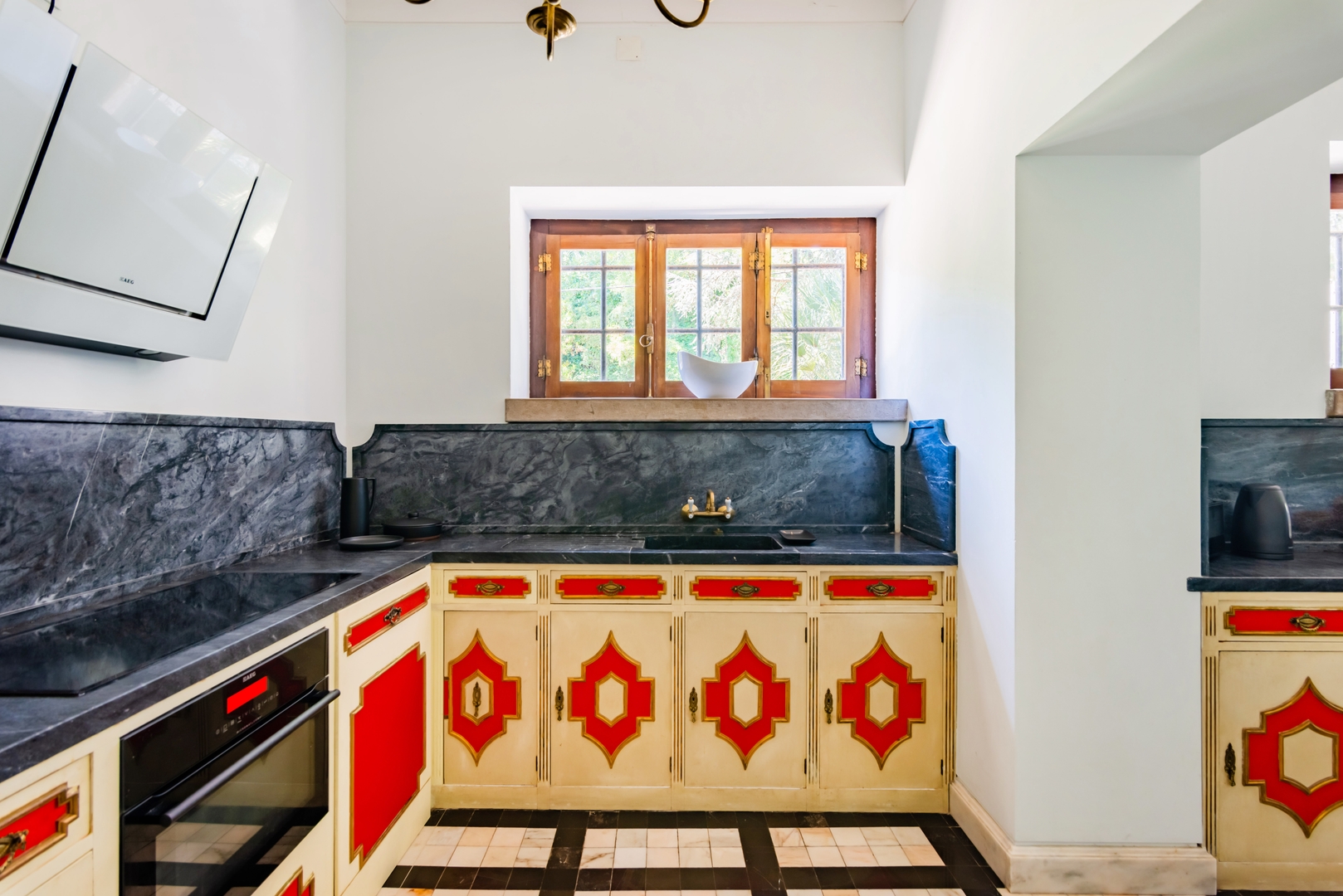 Estoril Royal Atlantic Villa with Ocean View 20 Excellent Management, Unique Properties | Property Management<