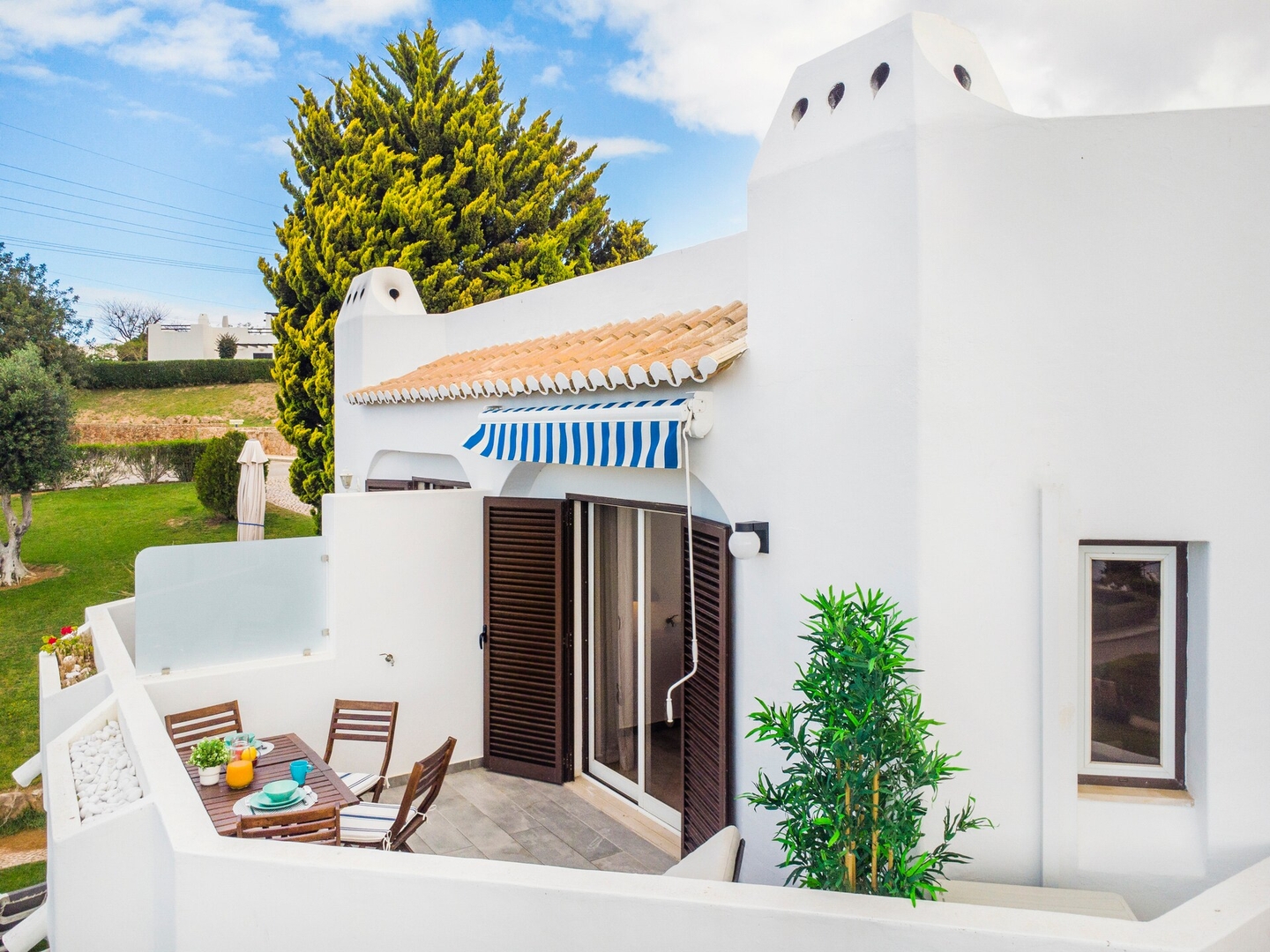 Clube Albufeira: 2BR Prime Holidays Retreat 4 Excellent Management, Unique Properties | Property Management<