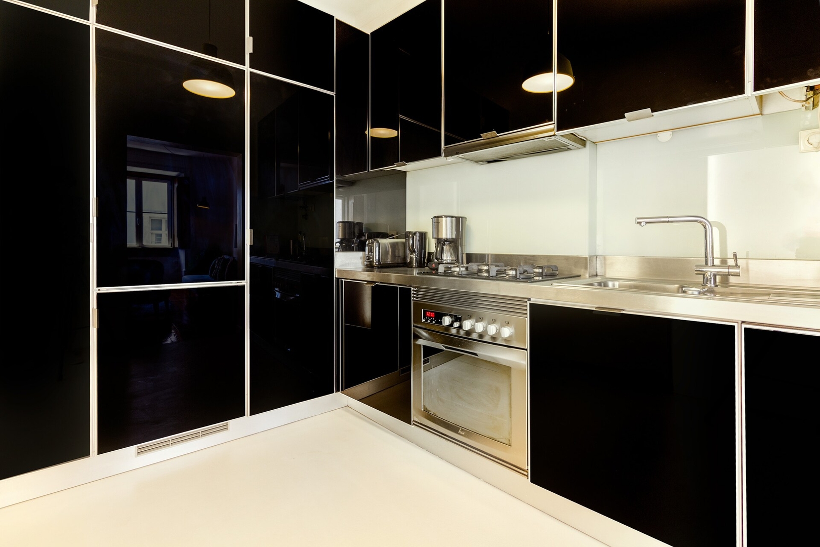 Chiado Central Apartment, the Heart of Lisbon 13 Excellent Management, Unique Properties | Property Management<