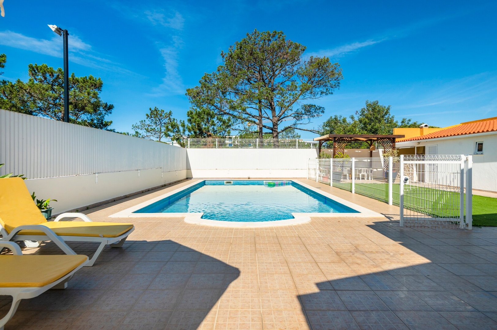 Solar do Castelo Villa with Pool 25 Excellent Management, Unique Properties | Property Management<