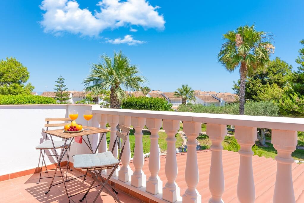 Top Apartment: Sea views, terrace and pool 14 Sereno