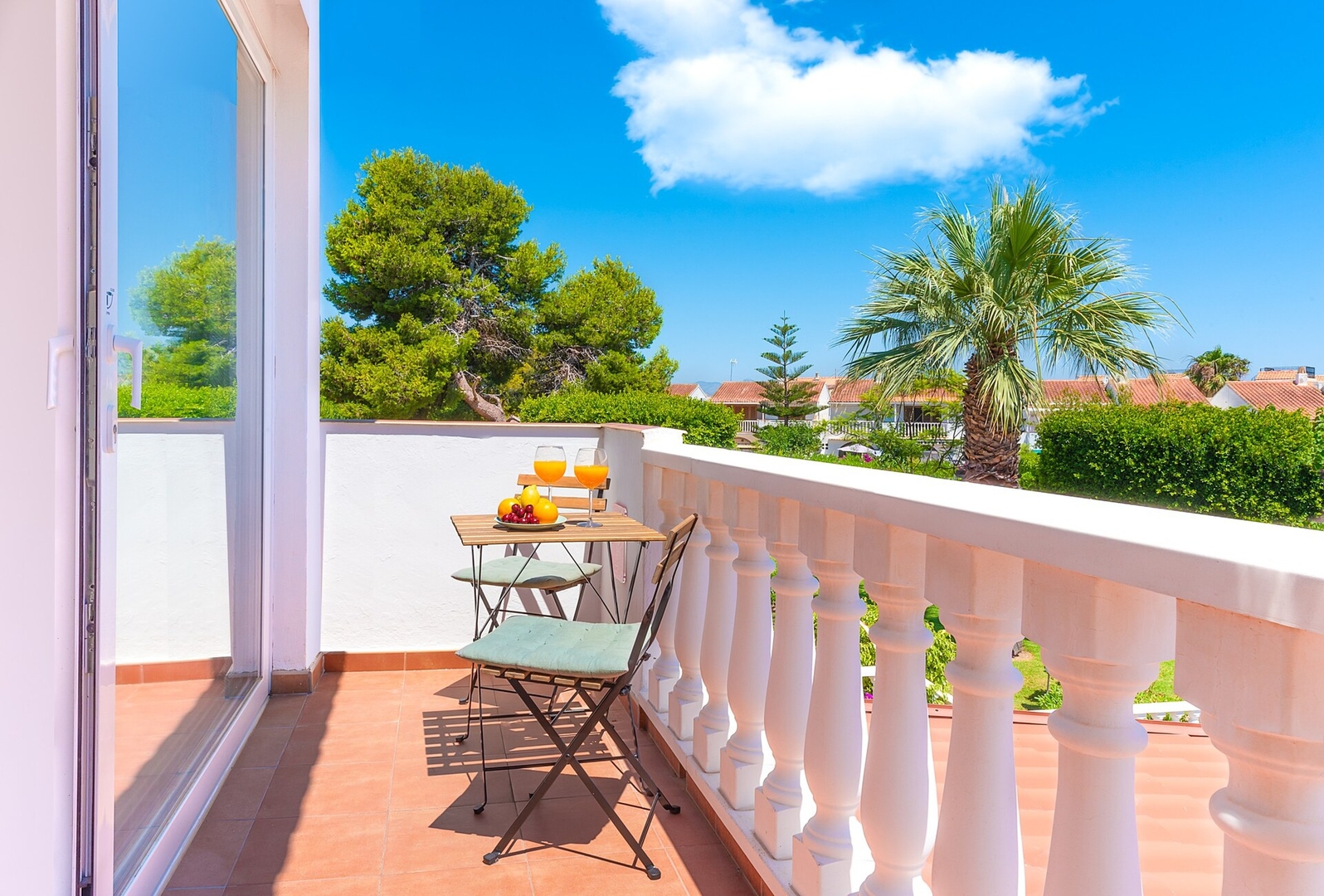 Top Apartment: Sea views, terrace and pool 12 Sereno