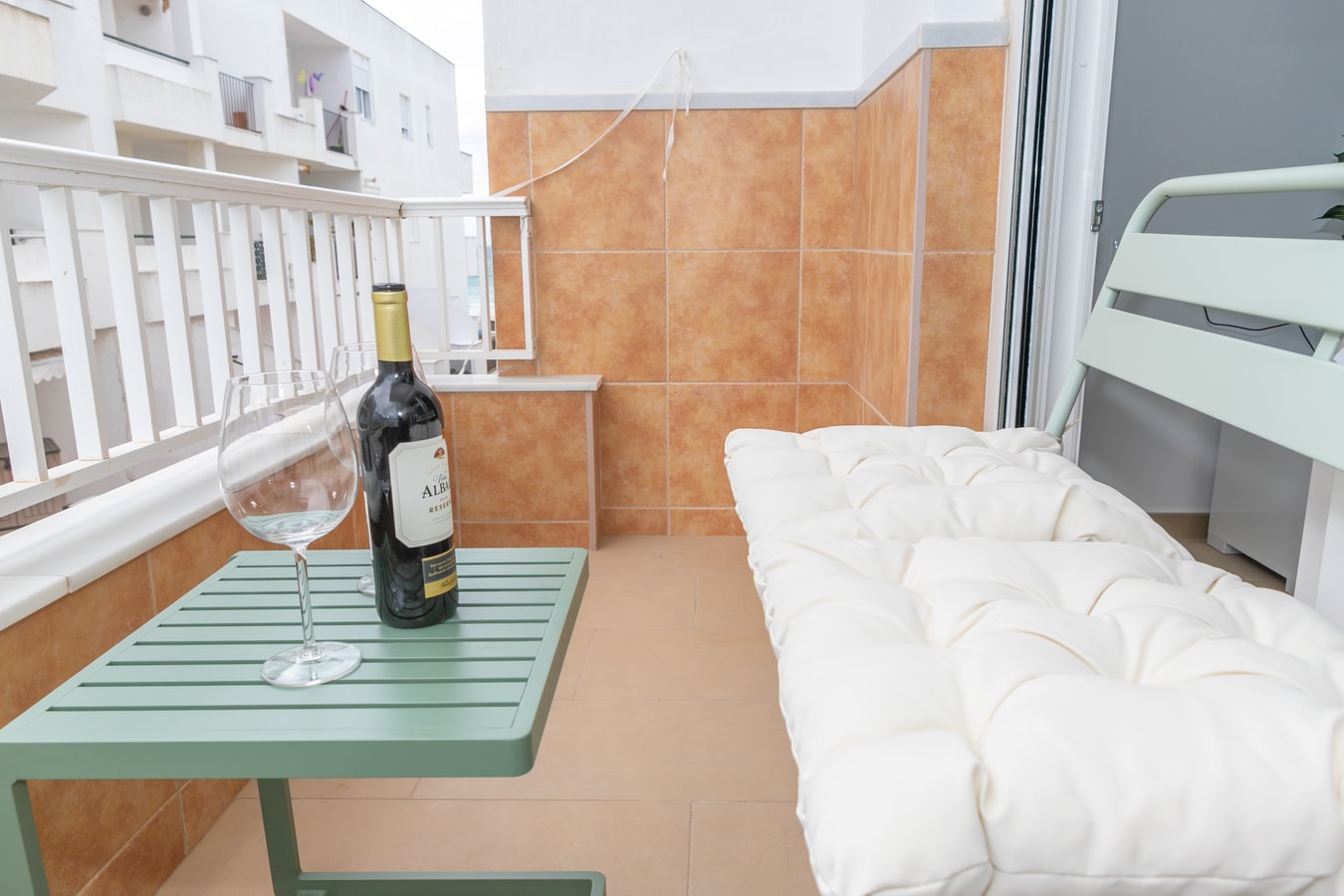 Casa Melva | Primera línea con terraza, moderno 22 Sereno
