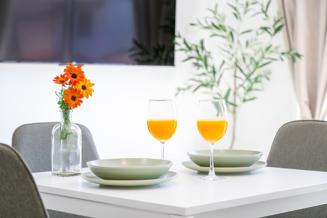 Modern and Stylish Apartment 1: Terrace and Pool 8 Sereno