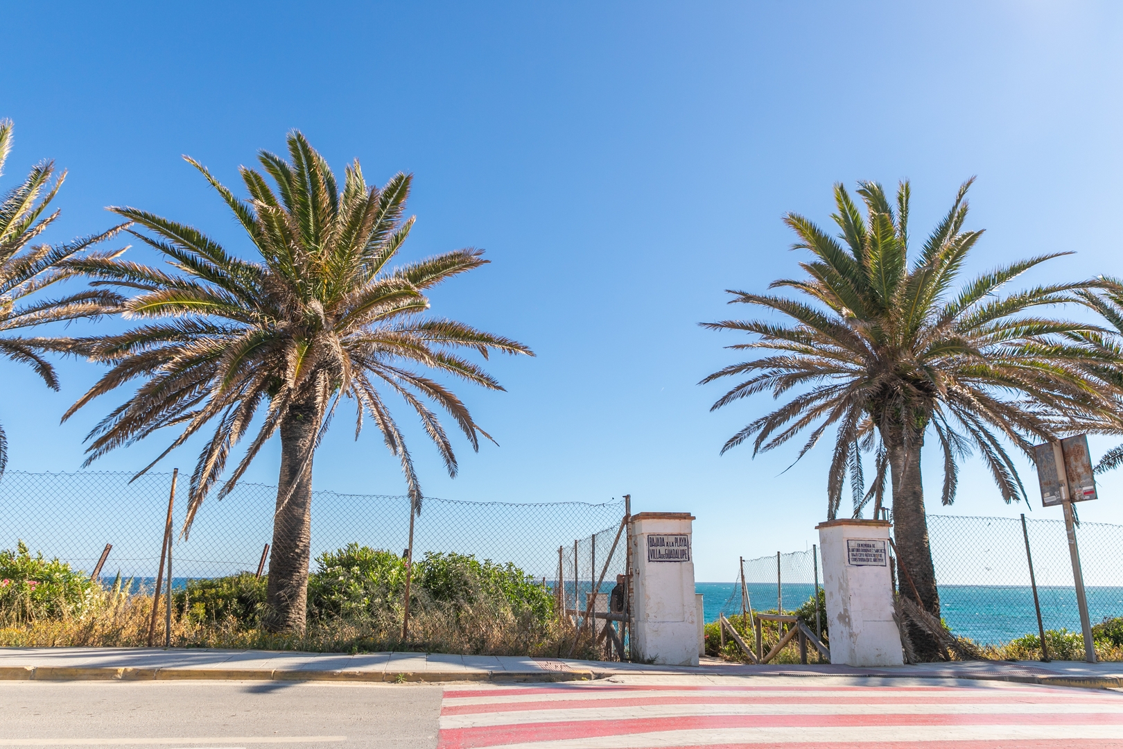 Adosado Nuevo con Piscina, Playa, Garaje y Jardín 49 Sereno