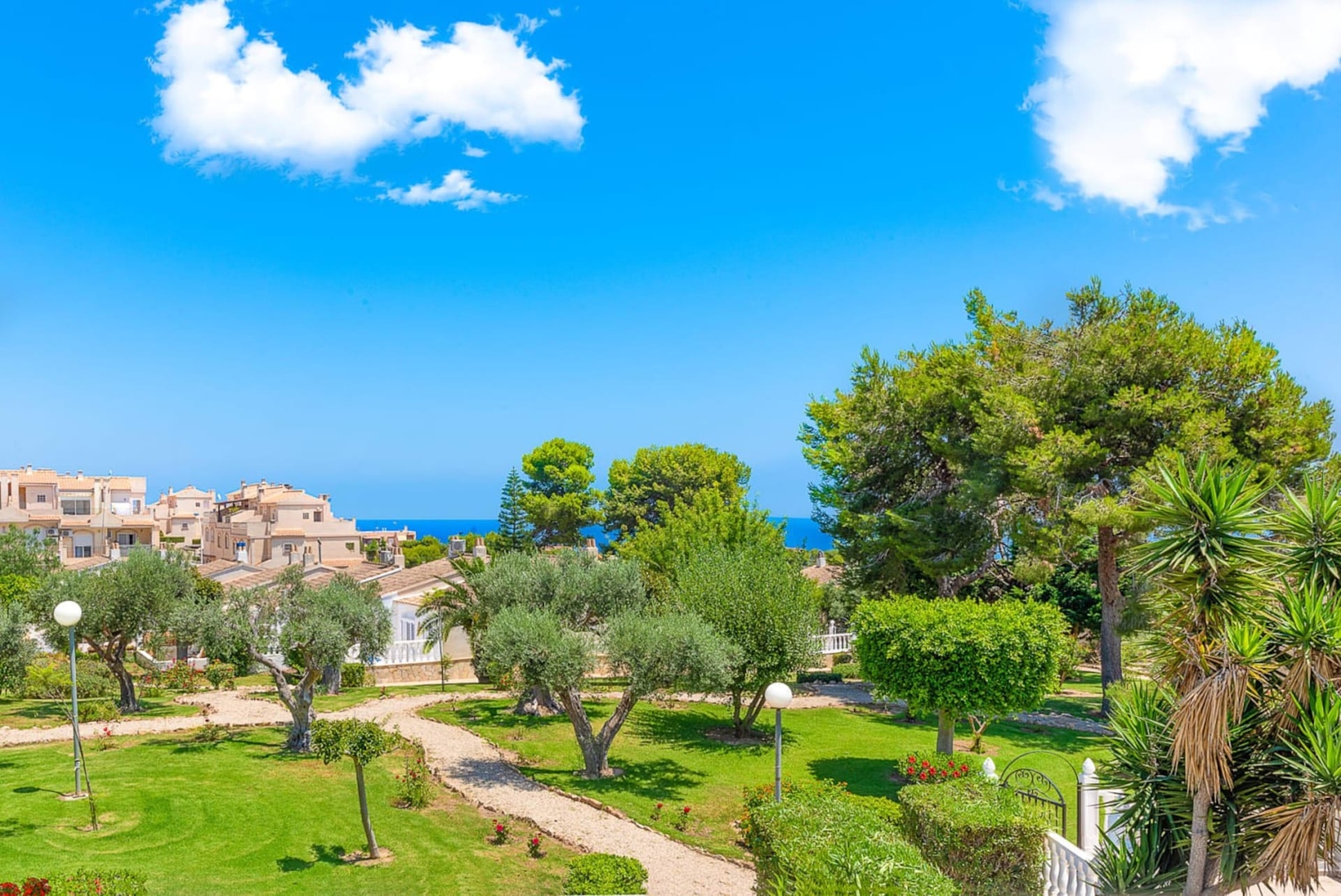 Great Top Apartment: Sea views, terrace and pool 15 Sereno