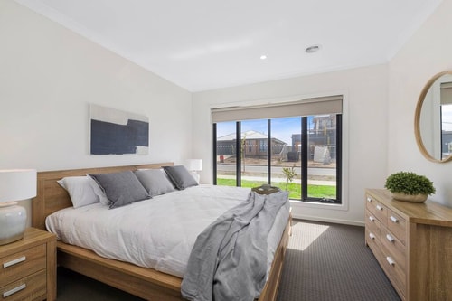 Winter Valley Retreat - Brand new 4 bedroom home! 6 Stay Ballarat - Book your dream vacation home today!