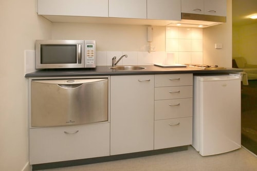 Deluxe Carlton Apartment - Apartment 102 8 Plum Serviced Apartments Melbourne