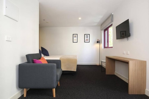 Deluxe Carlton Apartment - Apartment 214 4 Plum Serviced Apartments Melbourne
