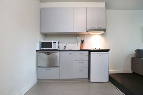 Carlton Apartment - Apartment 101 4 Plum Serviced Apartments Melbourne