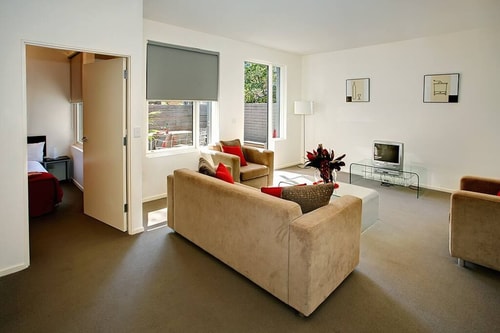 Deluxe North Melbourne Apartment - Apartment 3 1 Plum Serviced Apartments Melbourne