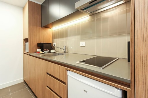 Carlton Apartment - Apartment 114 1 Plum Serviced Apartments Melbourne