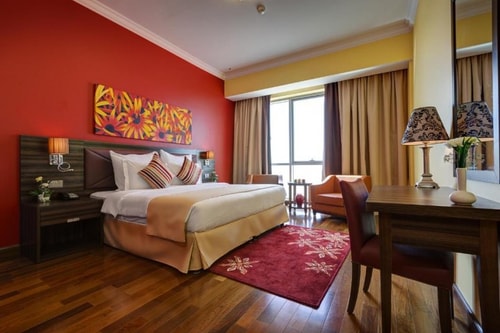 Three Bedroom Near Dubai Land Community Hub Park Luxury Bookings