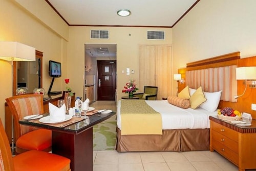 Furnished Studio Walk from Gardens Metro Station Luxury Bookings