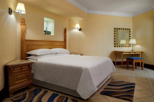 Junior Suite Room Near Ramada JBR Dubai Luxury Bookings