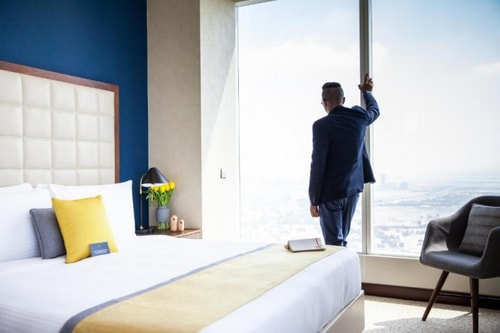 Luxe Two Bedroom Suite Near World Trade Center Luxury Bookings