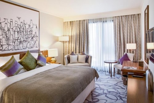 Two Bedroom Apartment Near Magic Planet Luxury Bookings