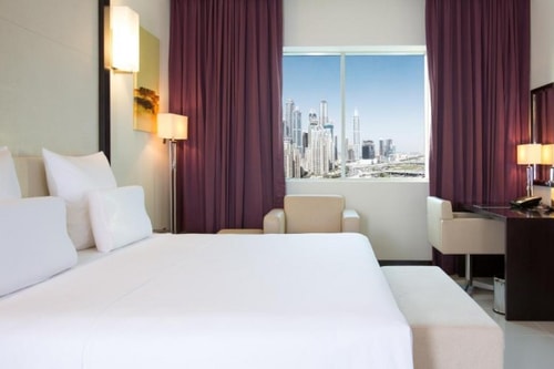 Two Bed Apartment in Jumeirah Lakes Tower CLST T Luxury Bookings