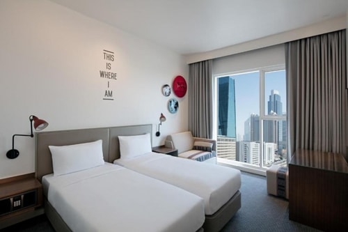 Standard Room Near Wtc Metro By Luxury Bookings Luxury Bookings