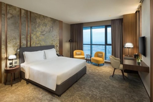 Deluxe Room Near Greens Park By Luxury Bookings Luxury Bookings
