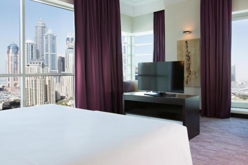 Superior Room Near Al Seef Tower 3 Dubai Luxury Bookings