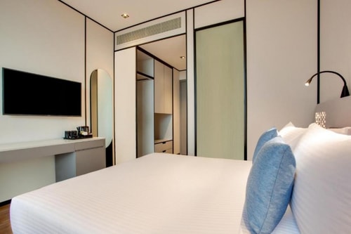 One Bedroom Suite Near Nostalgia Cafe Luxury Bookings