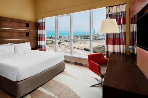 Three Bedroom Suite Near Mashreq Metro Station Luxury Bookings