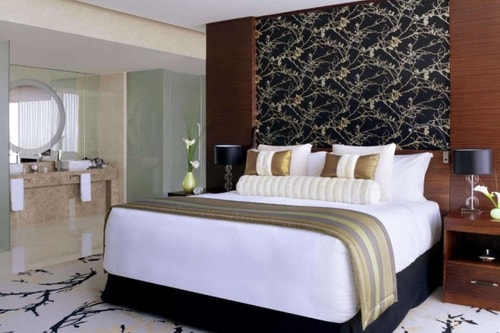 Luxury King Room Near Department of Education AUH Luxury Bookings