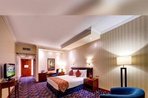 Three Bedroom Suite Near Mashreq Metro Station Luxury Bookings