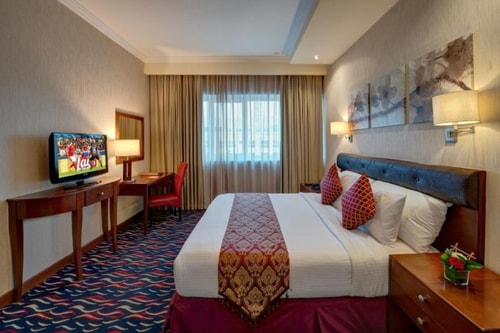 One Bedroom Suite Near Mashreq Metro Station Ab Luxury Bookings
