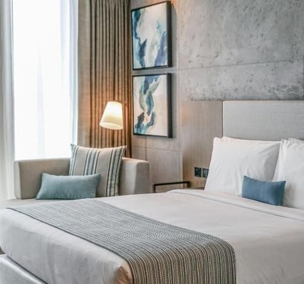 Superior Room Near Gold Metro By LuxuryBookings Luxury Bookings