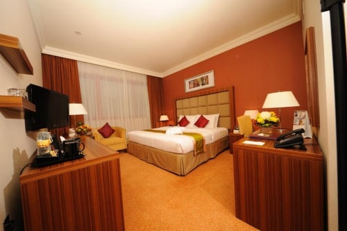 Premium King Room Near Plant Exhibition Garden Luxury Bookings