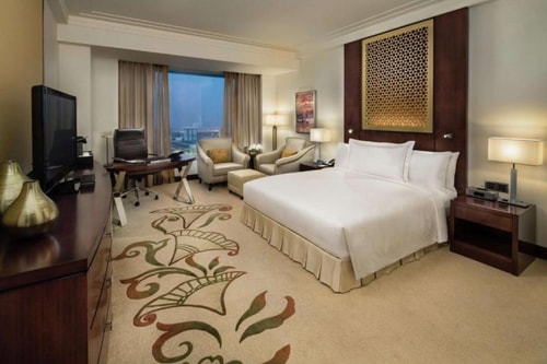 Deluxe King Room Near World Trade Center Luxury Bookings