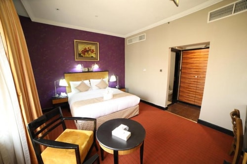Standrad King Room Near Sharjah Corniche Luxury Bookings