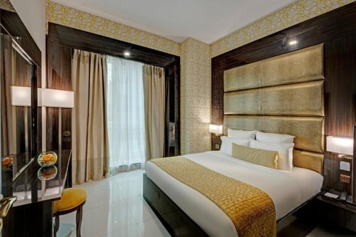 Two Bedroom Suite Near Financial Center Metro Luxury Bookings