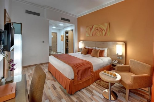 Deluxe Room Near Nesto Hypermarket Luxury Bookings