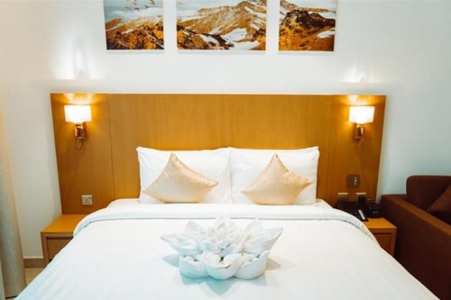 Studio Apartment Near Community Park JVC Luxury Bookings