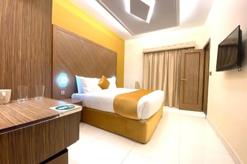 Standard Room Nearby Falcon Oasis Tours Luxury Bookings