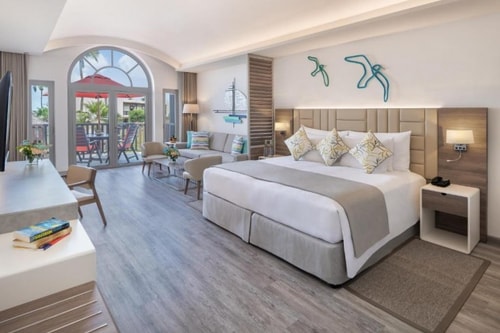 familyJunior Suite Near Jabel Ali Beach Luxury Bookings