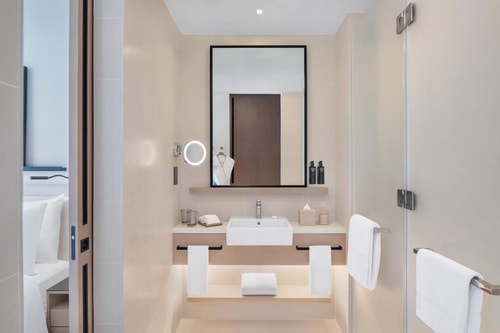 Deluxe Room City View Near Dubai Marina Mall 4 Luxury Bookings